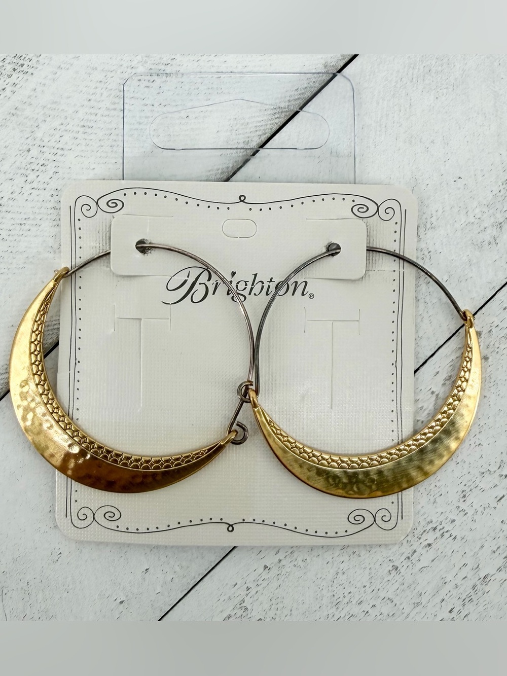 NWT Brighton Western Palm Canyon Large Gold Hoop Earrings Hammered‎ Crescent